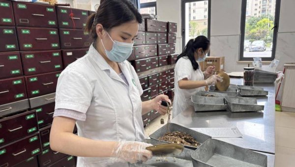 配资是做什么的 安徽东至：让中医药文化“活”起来、“火”起来
